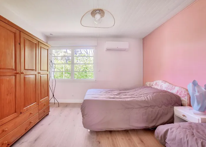 Casa vacanze Piscine&accès à La Réserve De La Belle-henriette