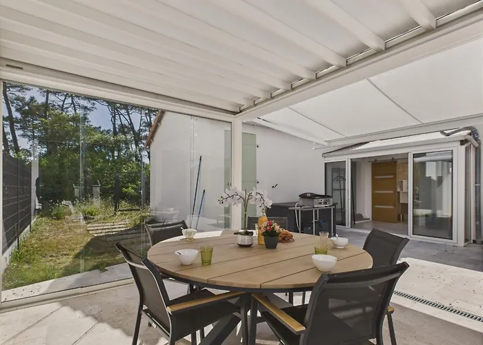 Piscine&accès à La Réserve De La Belle-henriette Casa vacanze